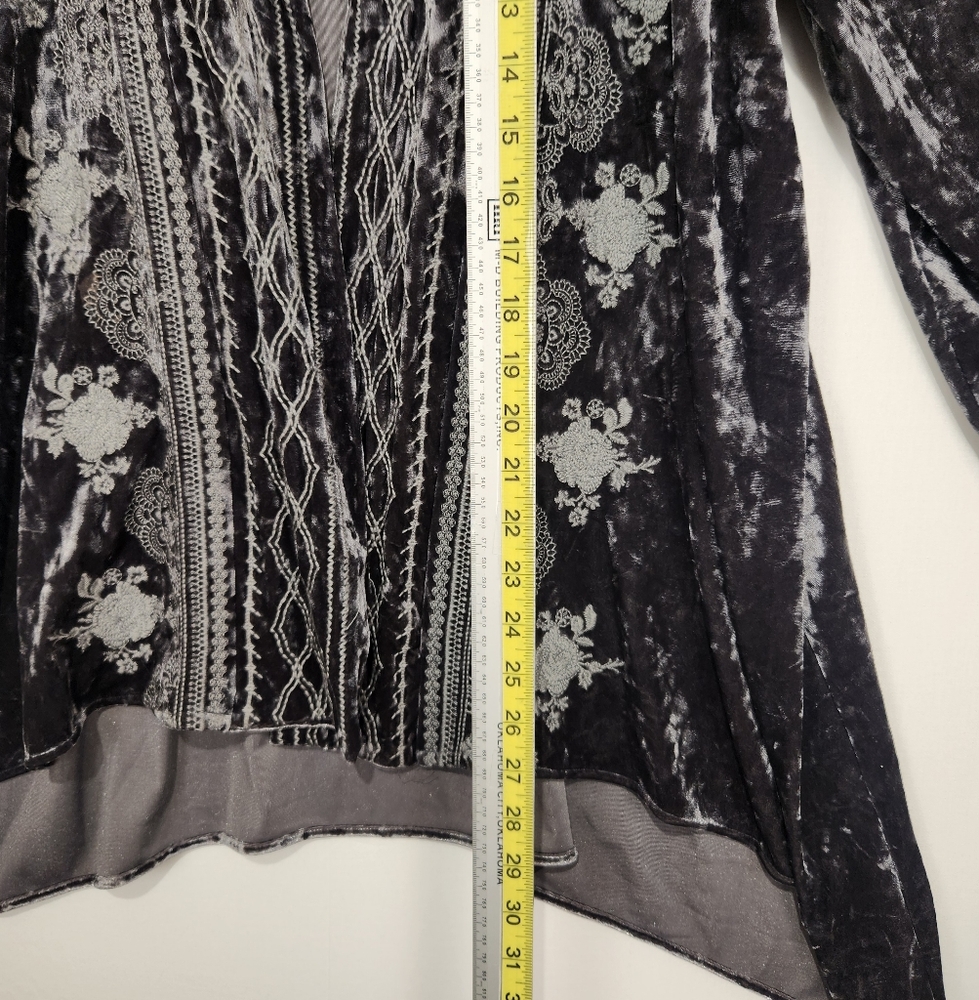 Andree by Unit Elegant Velvet Embroidered Gray Jacket Size M - Picture 8 of 9